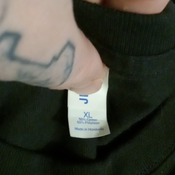 SUBWAY 2023 Job Uniform.XL t shirt,hat,and Subway visor hat All Black.NEW - Picture 6 of 6